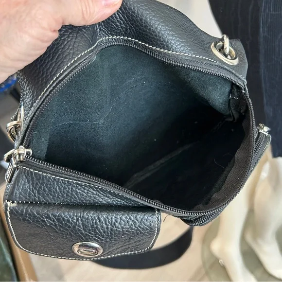 Roots 73 black Pebble Leather Village Tribe Bag - Picture 8 of 8